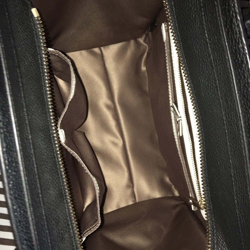 Henri Bendel Black Rivington Bnwot - Picture 3 of 7